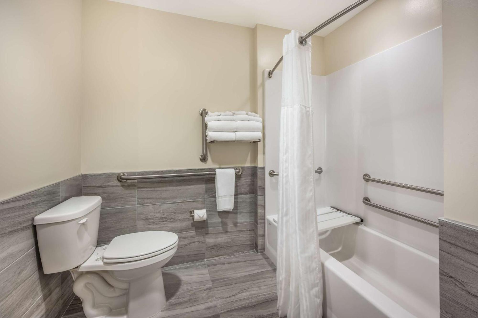 Radisson Hotel Pendleton Airport Extérieur photo