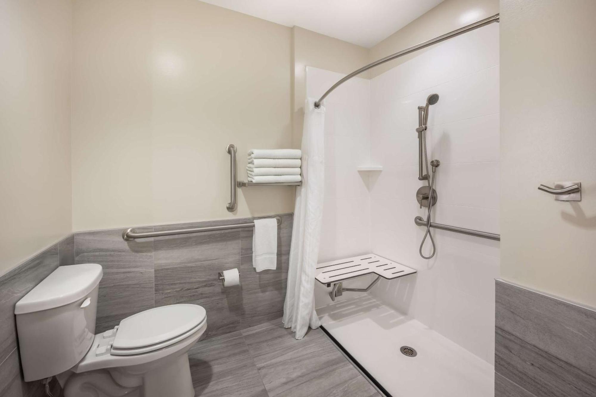 Radisson Hotel Pendleton Airport Extérieur photo